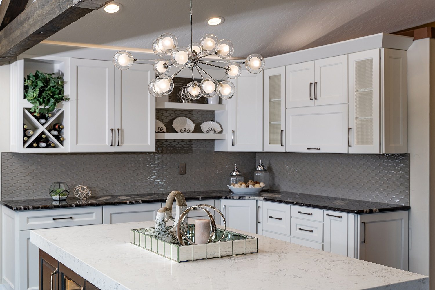 Maximizing a Grey and White Color Palette in Design Studios - Interior